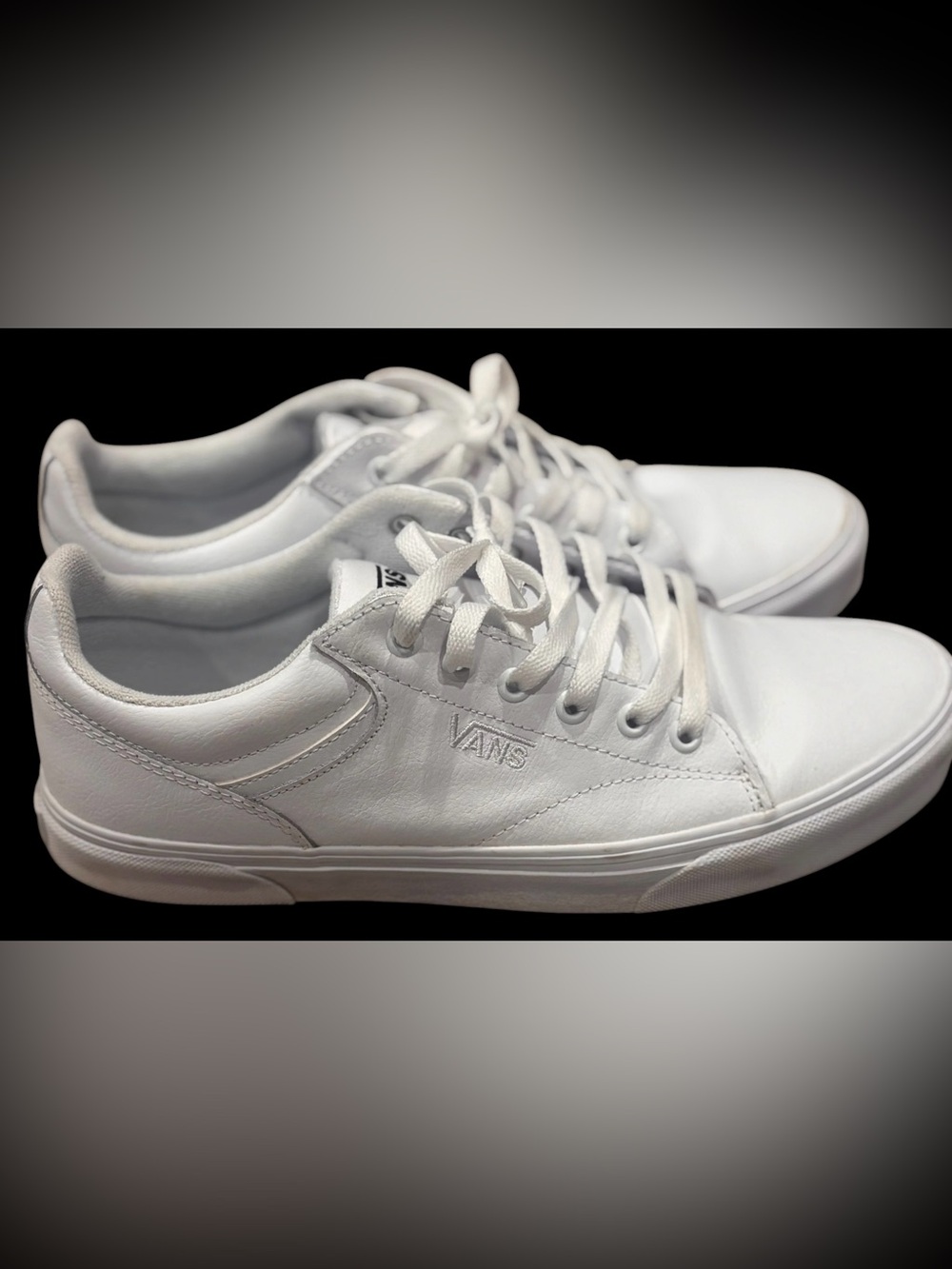 Vans White Low Top Sneakers Mens Size 10 EU 43 Casual Skate Shoes Clean Classic